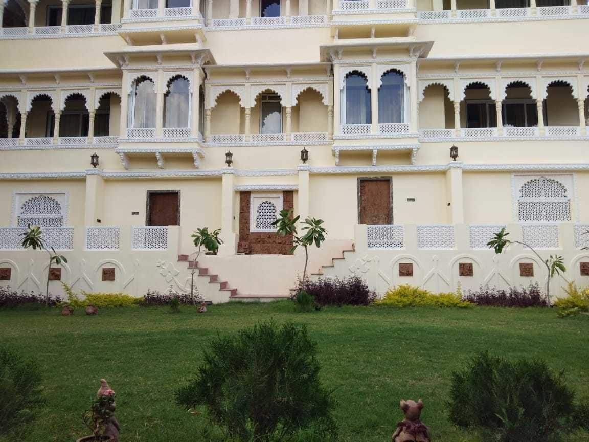 Golden Hands - Palace Raj Kumbha คัมบาลกาห์ ภายนอก รูปภาพ